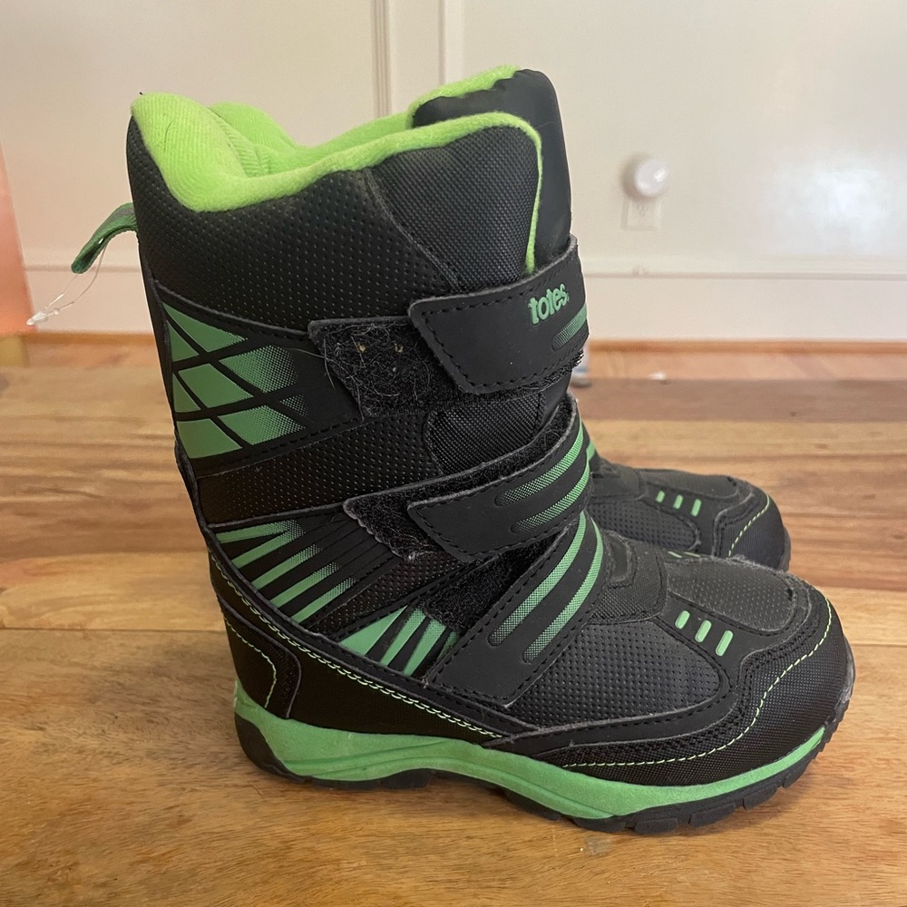 Totes weatherproof snow boots